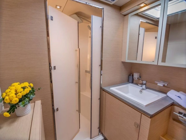 Wynajem łodzi Fountaine Pajot Fountaine Pajot MY 44 w Nea Peramos na SamBoat 