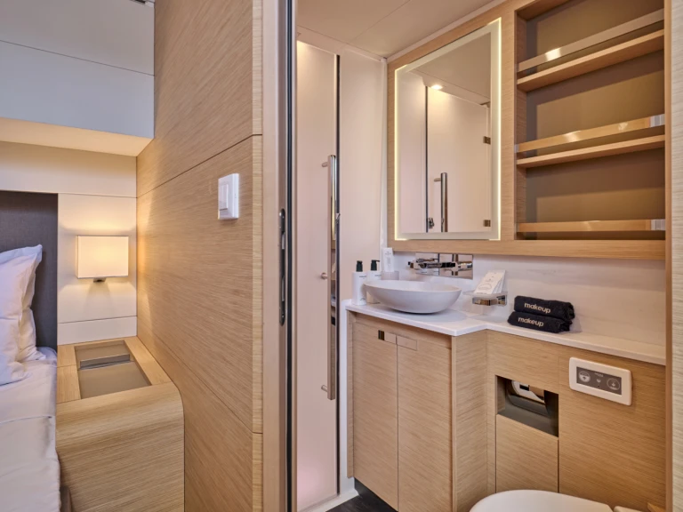 Wynajem Luksusowy jacht w Gouvia - Fountaine Pajot Fountaine Pajot Power Alegria 67 (5 cab)