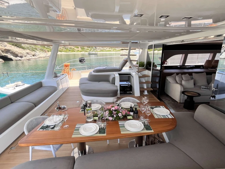 Wynajem Luksusowy jacht w Kallithéa - Lagoon Lagoon Seventy 8 (3 cab)