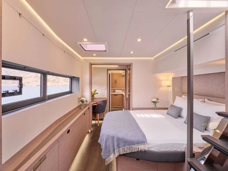 Wynajem w Nea Peramos- Fountaine Pajot Fountaine Pajot Alegria 67 (5 cab) na SamBoat