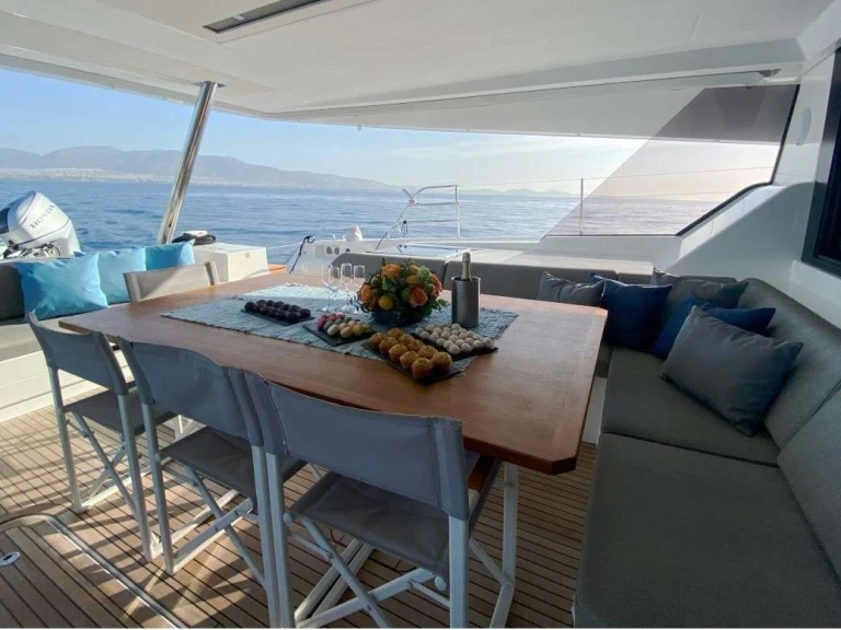 Wynajmij Fountaine Pajot Fountaine Pajot Samana 59 (5 cab) w Alimos