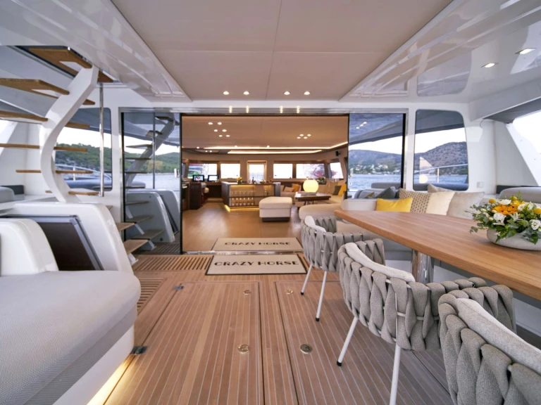 Wynajem łodzi Nea Peramos tanio Lagoon Seventy 8 (5 cab)