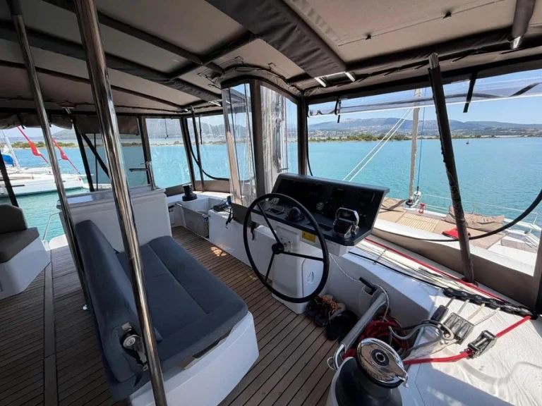 Wynajem łodzi Bali Bali 5.2 - 6 + 2 cab. w Lefkáda na SamBoat 