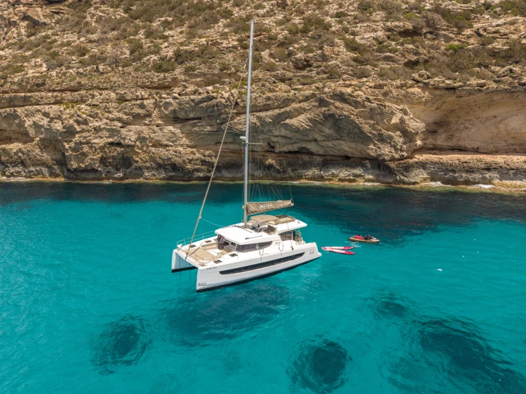 Katamaran do wynajmu w Ibiza Town w najlepszej cenie