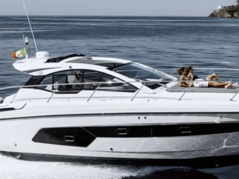 Wynajmij Azimut Atlantis 44 w Monako
