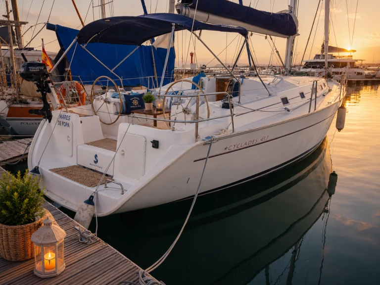 Wynajem Żaglowiec w Port d'Alicante - Bénéteau Cyclades 43.3