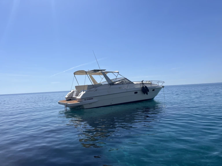 Wynajmij Fiart Fiart 32 Genius w Bastia