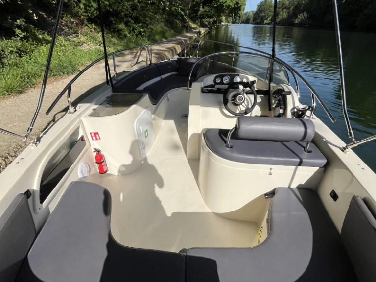 Wynajmij Eolo Eolo 590 Open w Nogent-sur-Marne