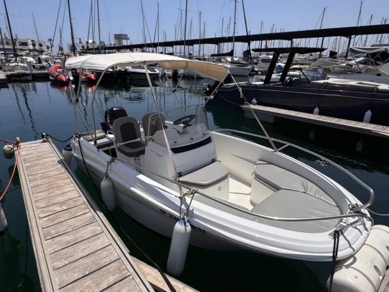 Wynajem łodzi Jeanneau Cap Camarat 4.7 CC Style w Alicante na SamBoat 