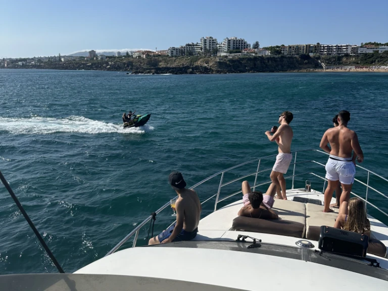 Wynajmij Azimut Azimut 52 Fly w Lizbona