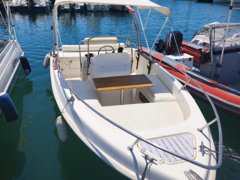 Wynajem łodzi Marinello Fisherman 16 w Saint-Raphael na SamBoat 