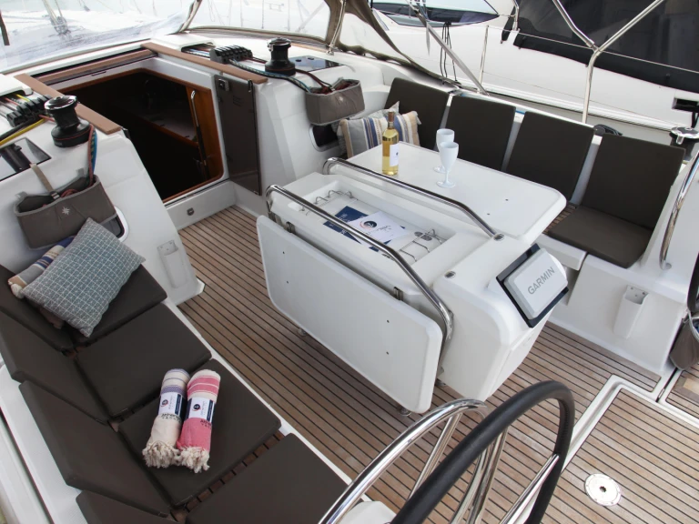 Wynajem Żaglowiec w Benítses - Jeanneau Sun Odyssey 469