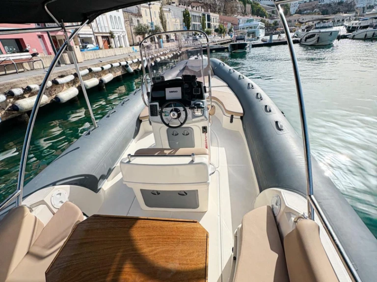 Wynajem łodzi Bwa Sport 28 GT w Mahon na SamBoat 