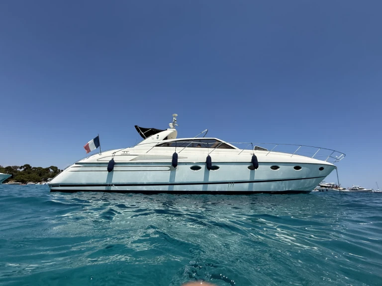 Wynajmij Princess Princess V52 w Cannes
