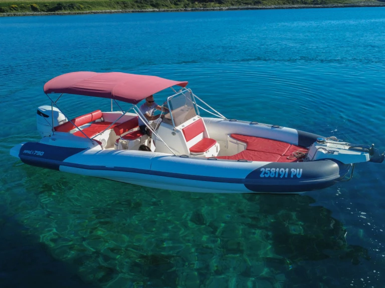 Wynajem Łódż półsztywna w Medulin - Marlin Boat 790 Pro Dynamic
