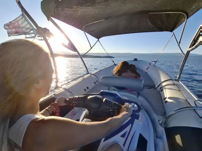 Wynajmij Sealver Waveboat 575 w Yvoire