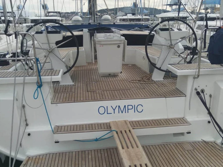 Wynajem łodzi Bénéteau Oceanis 46.1 w Alimos na SamBoat 