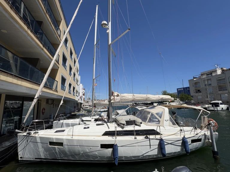 Wynajem w Empuriabrava- Bénéteau Oceanis 41.1 na SamBoat
