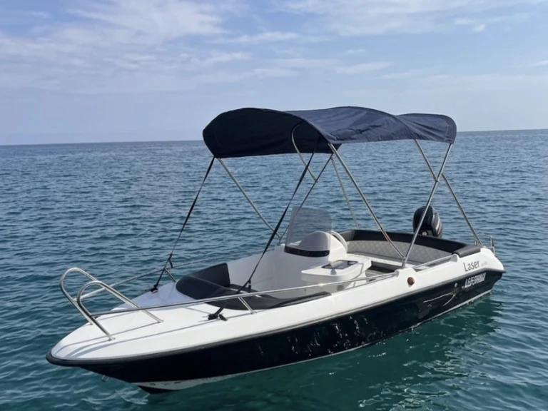 Wynajem łodzi SZKUTNICZY ZAKLAD Kruger Laser w Francja na SamBoat 
