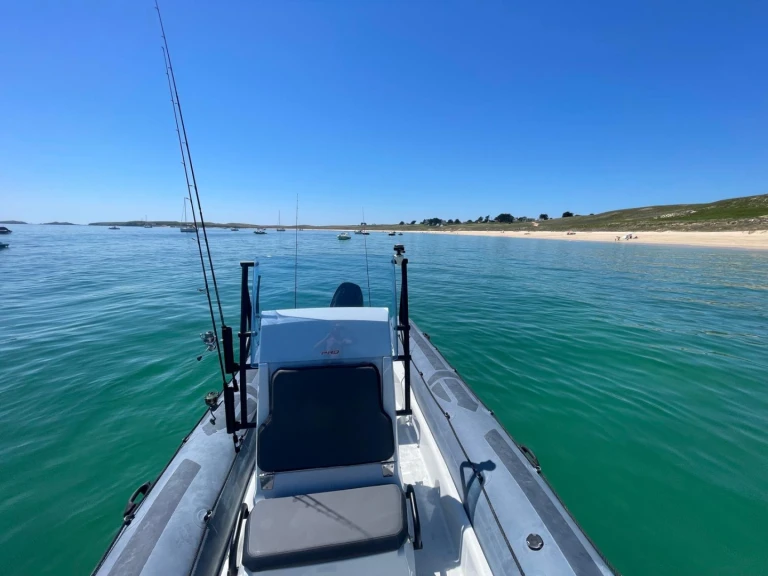 Wynajem łodzi Zodiac Pro 7 w Baden na SamBoat 