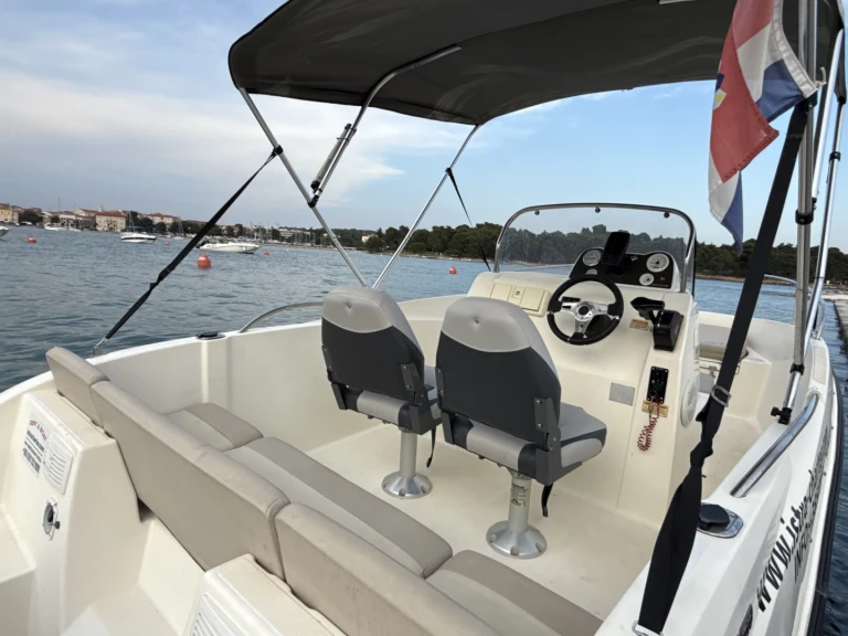 Wynajem łodzi Quicksilver Activ 535 Open w Porec na SamBoat 