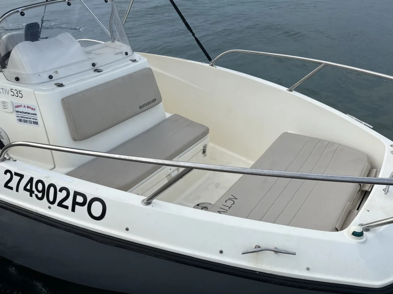 Wynajem Motorówka Quicksilver z patentem 