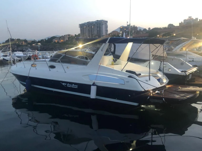 Wynajmij Motorówka z lub bez skippera Airon w Palermo