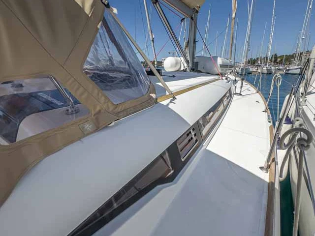 Wynajem w Pula- Jeanneau Sun Odyssey 449 na SamBoat