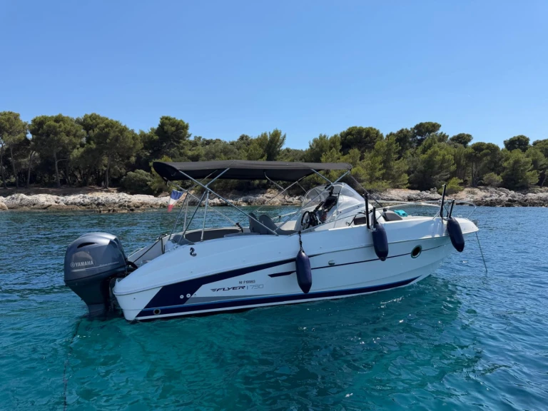 Wynajem w Mandelieu-la-Napoule- Bénéteau Flyer 750 Sun Deck na SamBoat