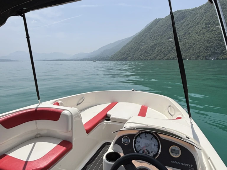 Wynajem w Grand Port d'Aix-les-Bains- Bayliner Bayliner 180 Element XL na SamBoat