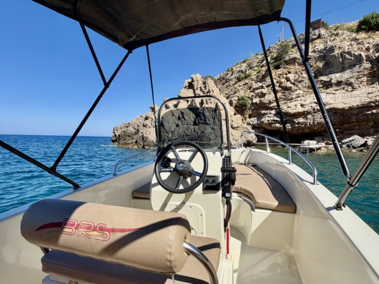 Wynajmij BRS BRS500 w Heraklion Municipality
