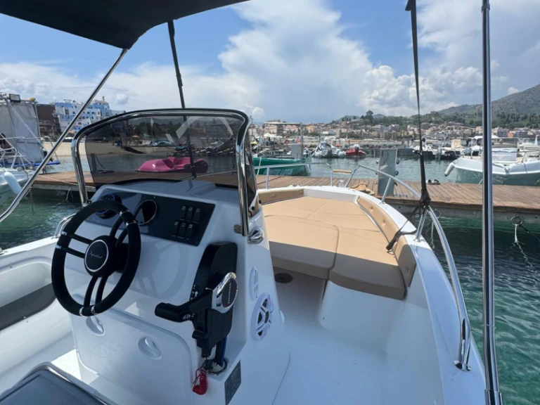 Wynajem w Giardini-Naxos- Aquabat Sport Line 19 na SamBoat