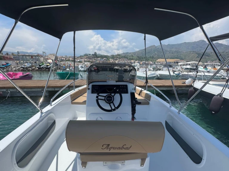 Wynajem Motorówka w Giardini-Naxos - Aquabat Sport Line 19