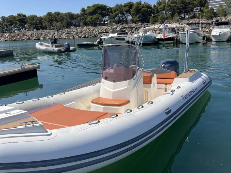 Wynajem w Marsylia- Capelli Tempest 700 na SamBoat