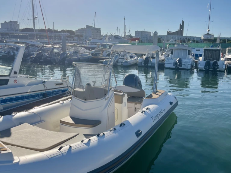 Wynajem w Royan- Capelli Tempest 700 Sun na SamBoat