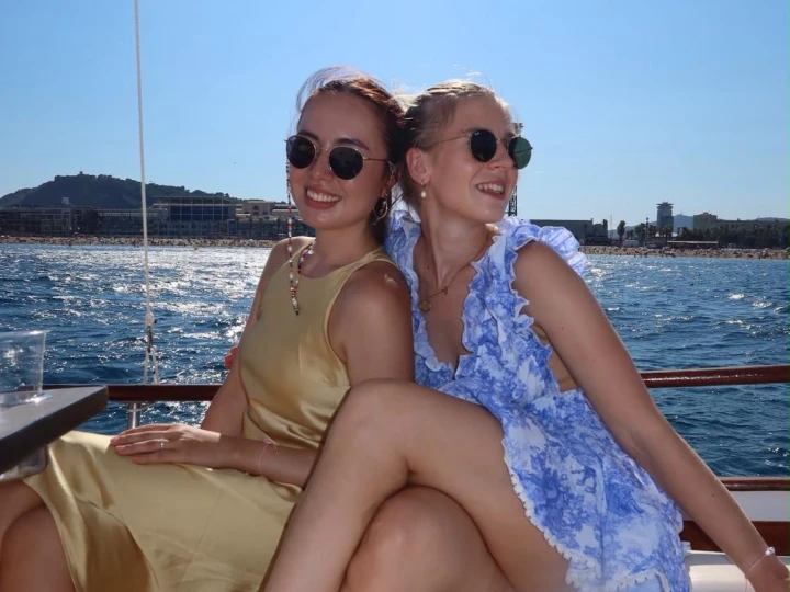 Menorquin-Yachts Llevant 39 między profesjonalistami a osobami prywatnymi w Port Olímpic of Barcelona
