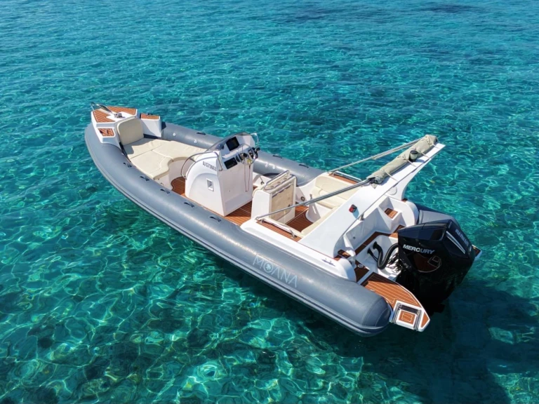 Wynajem w Lecci- QUINGDAO Moana na SamBoat