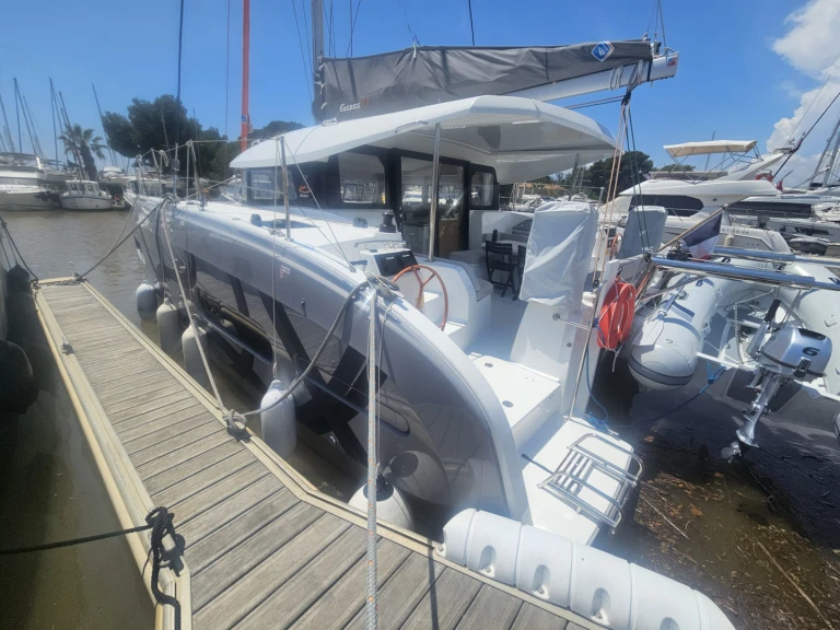 Wynajmij Bénéteau Excess 11 w Arzon