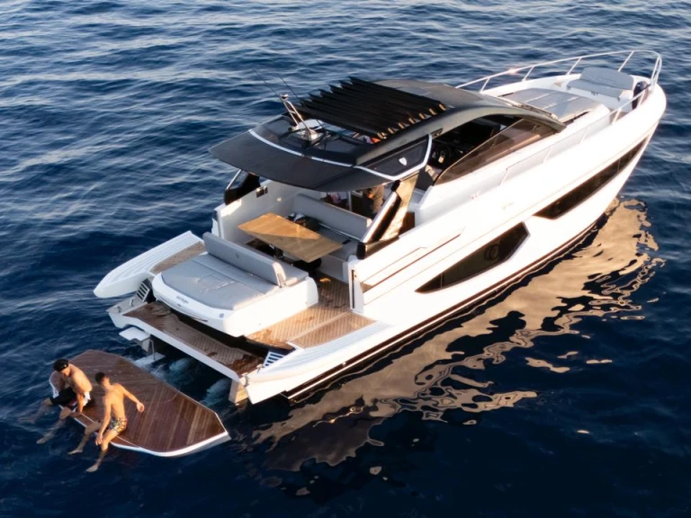 Wynajem w Giardini-Naxos- FIM REGINA 440 na SamBoat