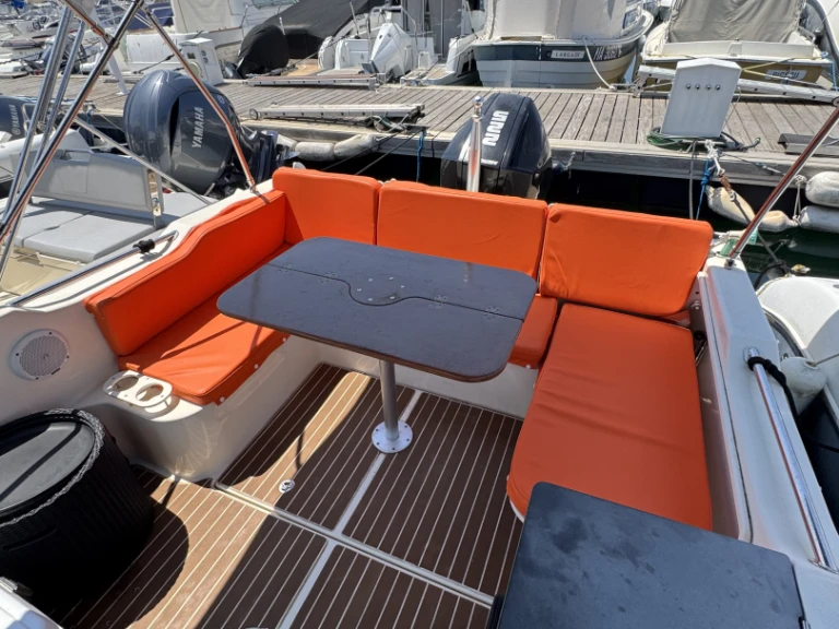 Wynajem w Marsylia- Quicksilver Activ 755 Sundeck na SamBoat