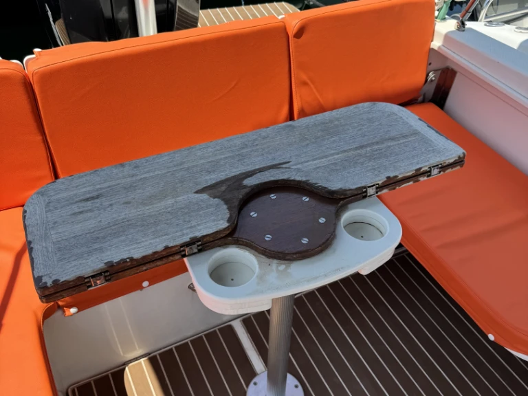Wynajmij Quicksilver Activ 755 Sundeck w Marsylia