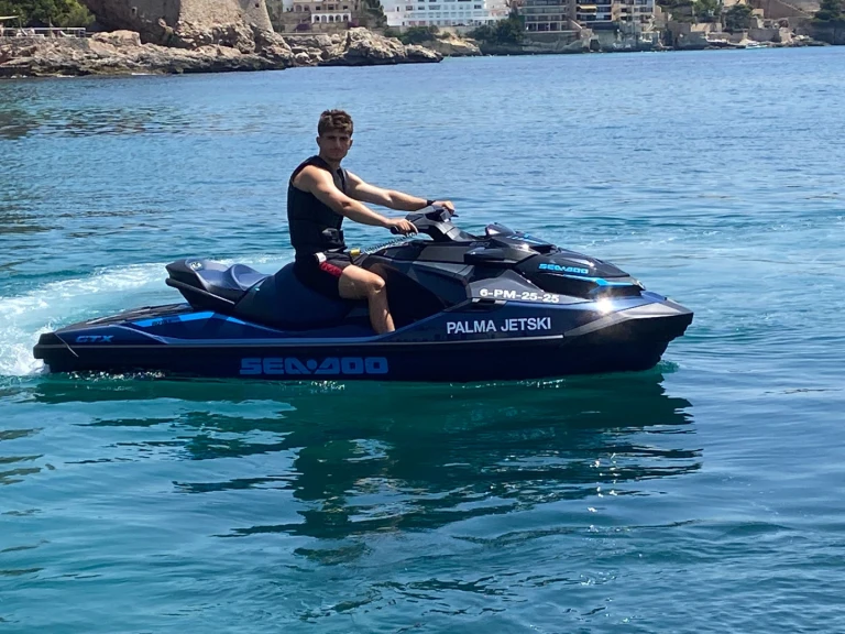 Wynajmij Jet ski z lub bez skippera  w Palma de Mallorca