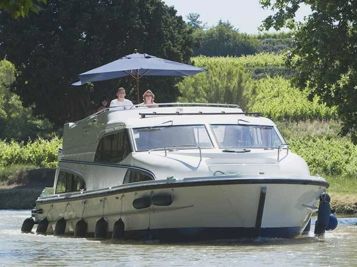 Wynajmij Le Boat Mystique w Saint-Gilles du Gard