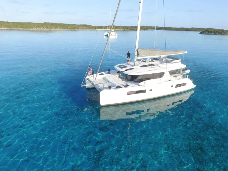 Wynajmij Leopard Catamarans / Robertson & Caine Leopard 45 w Procida