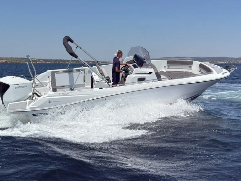 Wynajem w Mèze- Jeanneau Cap Camarat 7.5 CC na SamBoat