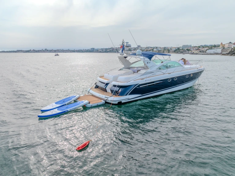 Wynajem Motorówka Fairline z patentem 