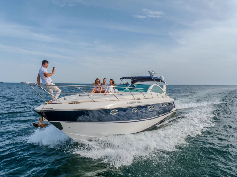Wynajmij Fairline Targa 52 w Cascais