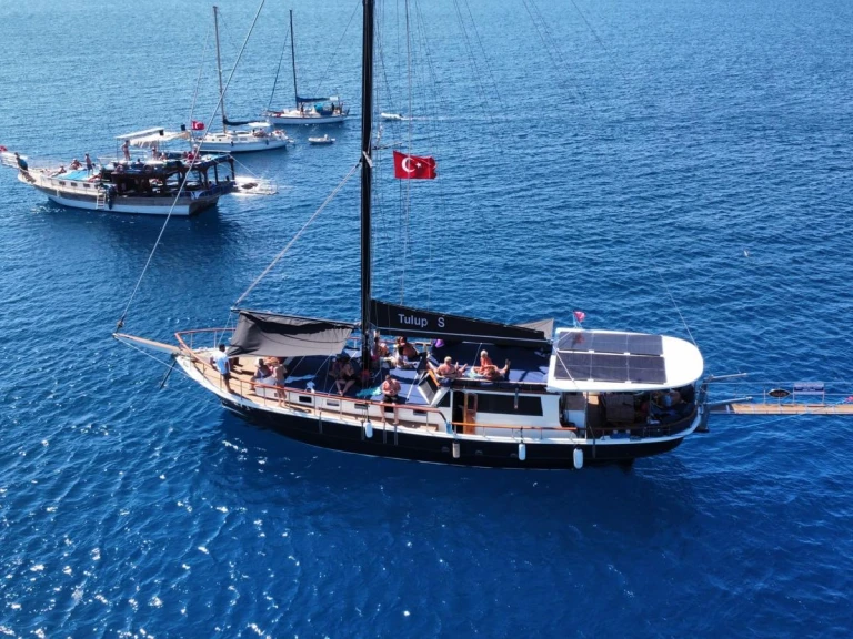 Wynajem łodzi Bodrum tanio Custom