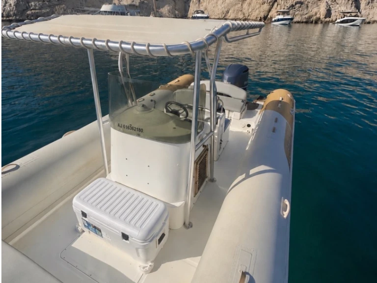 Wynajem w Marsylia- Capelli Capelli 900 Sun na SamBoat