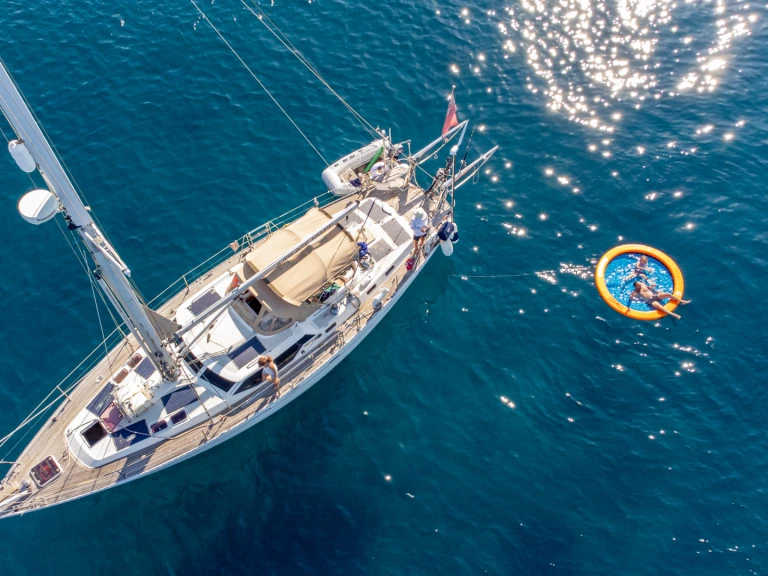 Wynajmij Żaglowiec z lub bez skippera Oyster Marine w Porto San Paolo